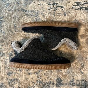 Dearfoam bootie slippers